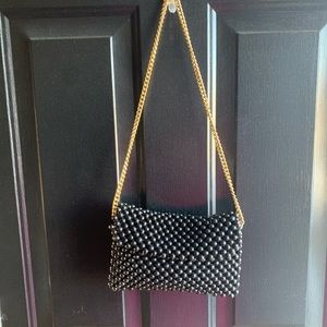 Vintage Beaded Hand Bag! 🖤